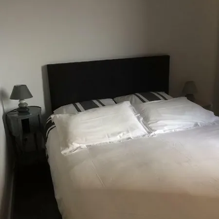 Le St Pierre Apartment *